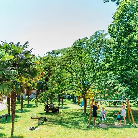 Villaggio Nidos Ferienpark